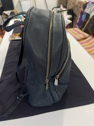 Mochila Michael Kors Negra