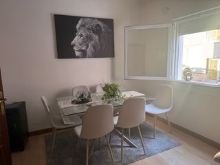 Piso en muy bien estado tres habitaciones