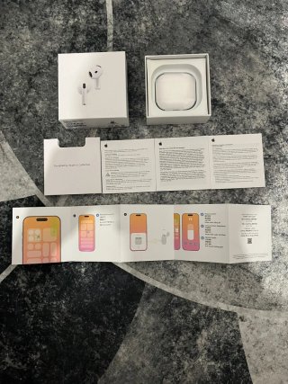 Apple AirPods