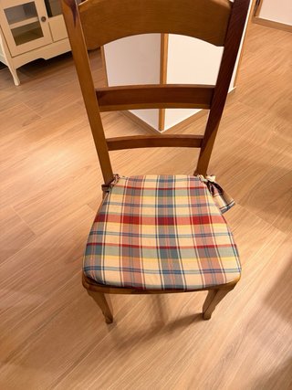 Dos sillas de Comedor de Madera
