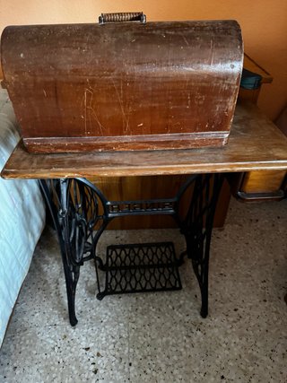 Máquina de coser Singer Antigua