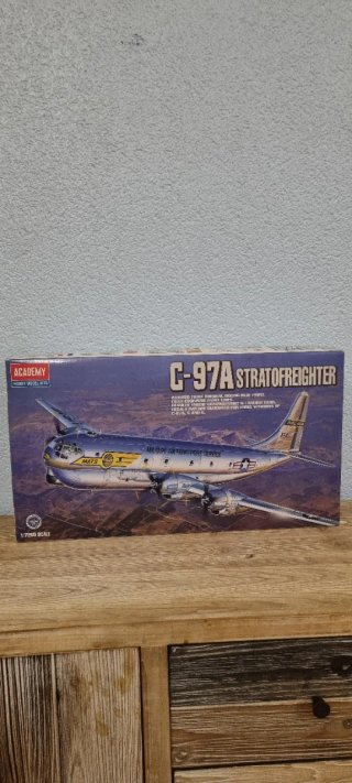 Maqueta Academy C-97A Stratofreighter 1/72
