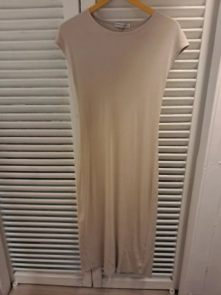 Vestido Stradivarius Beige, como nuevo