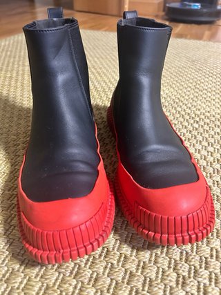Botas Chelsea Negras Suela Roja