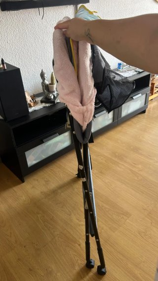 Cambiador de Bebé con Estructura Plegable