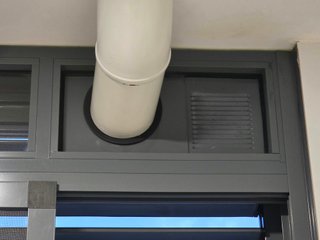 Ventana aluminio 2 puertas correderas con fijo sup