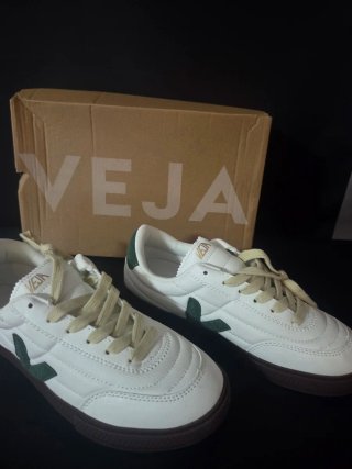 Zapatillas Veja Talla 39 Blancas y Verdes