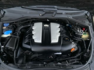 Volkswagen Touareg  3.0 tdi