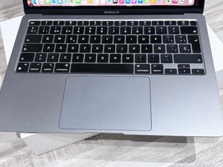 MacBook Air M1 256Gb + Apple Magic Mouse