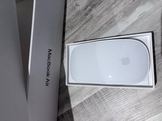 MacBook Air M1 256Gb + Apple Magic Mouse