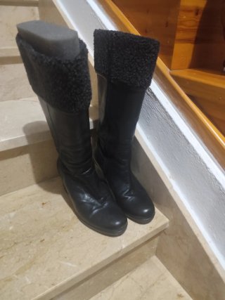 Botas Altas de Piel Negras de fabricación española