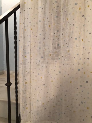Cortinas con Bando Azul (2 Hojas)