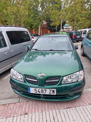 Nissan Almera 2000