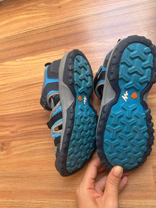Sandalias Deportivas Quechua Azul y Negro