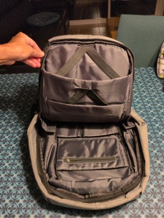Mochila Antirrobo Gris