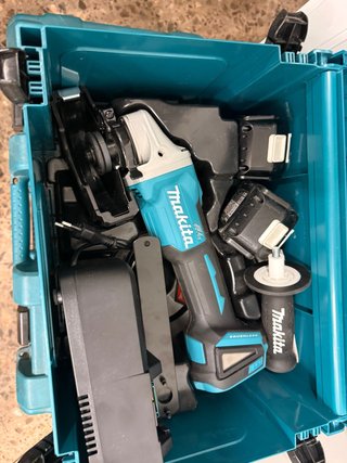 Amoladora Makita DGA504