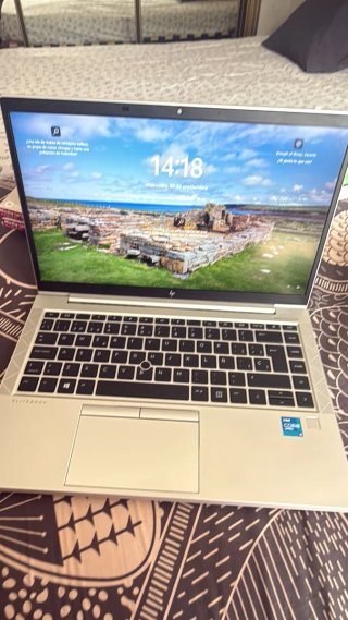 Portátil HP EliteBook Plateado