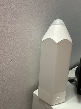 Lámpara Lapiz para mesa de noche