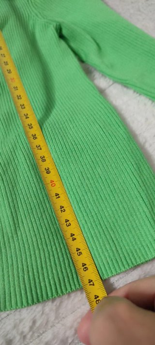 Chaqueta de punto verde Zara