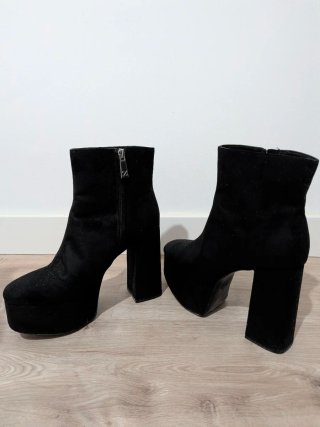 Botines con Plataforma Negros