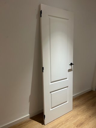 Puerta Interior de Madera Maciza Blanca