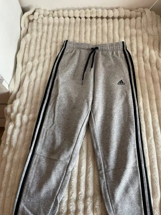 Pantalones largos de adidas