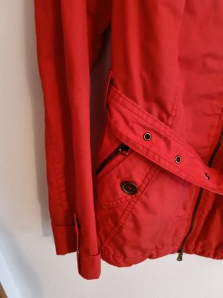 Cazadora Impermeable Roja