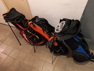2 Set de palos de golf con 4 Bolsas  + 2 Carros