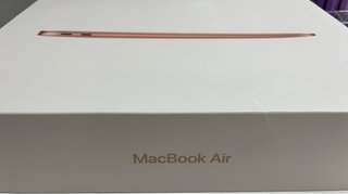 MacBook Air 13” 128 GB de 2019 (sin cargador)