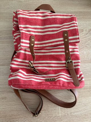 Bolso Mochila Rayas Rojas y Blancas