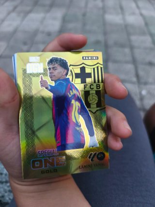 Carta Panini Lamine Yamal Special One Gold