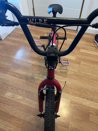 Bicicleta BMX Wide Roja
