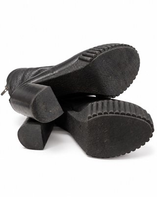 Botines Alpe Negros con Plataforma Talla 37