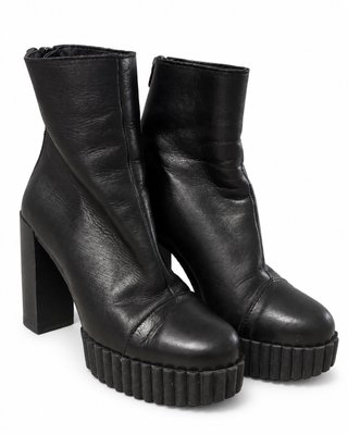 Botines Alpe Negros con Plataforma Talla 37
