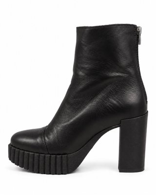 Botines Alpe Negros con Plataforma Talla 37