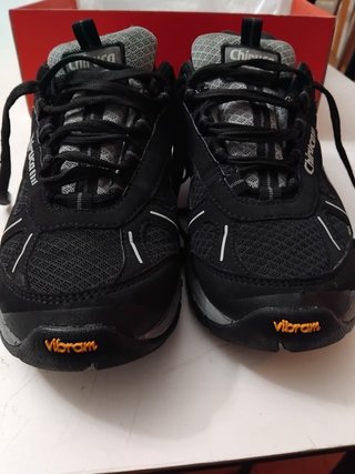 Zapatillas Trail Chiruca Talla 39.5