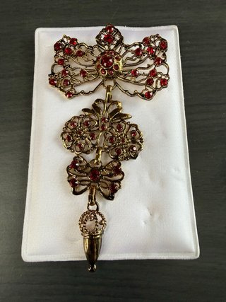 Juego de pendientes y broche de baturra