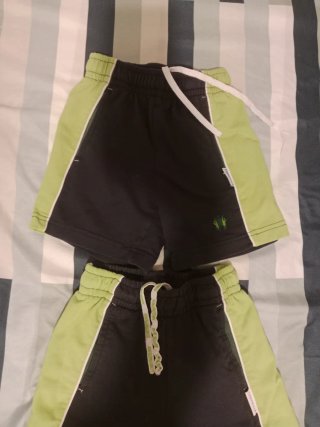 3 Pantalones Cortos de Chándal EPLA Talla 3
