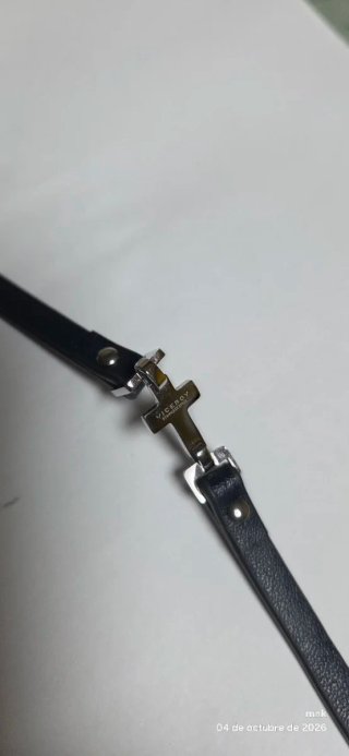 Pulsera Viceroy de Cuero y Cruz. Diámetro 5 cm