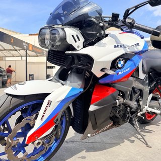 BMW K1300 R