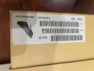 Zapato de tacón Menbur marrón (un uso)