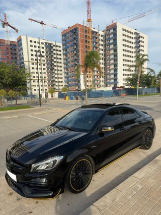 Mercedes-Benz CLA 45 AMG FULL EXTRAS 381CV