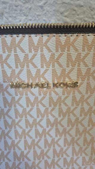 Bolso Michael Kors Beige y Marrón