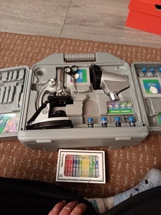 Microscopio infantil con accesorios