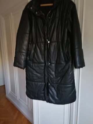 Abrigo Stradivarius Negro