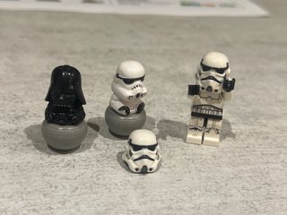 Figuras Lego Star Wars(difil de ver )