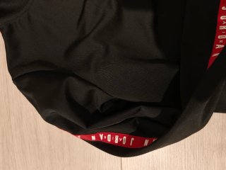 Sudadera Jordan Negra con Cremallera