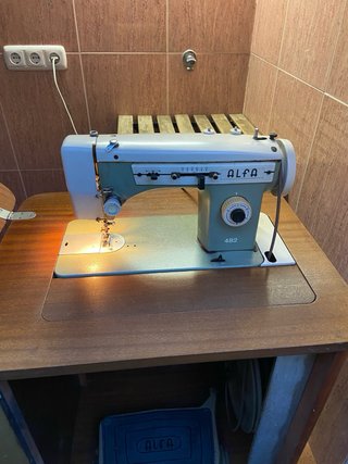 Máquina de coser Alfa 482 Vintage