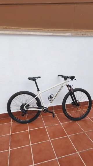 Bicicleta Specialized Rockhopper Comp 29