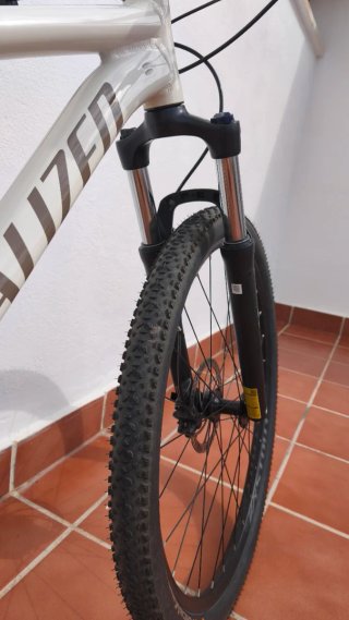 Bicicleta Specialized Rockhopper Comp 29